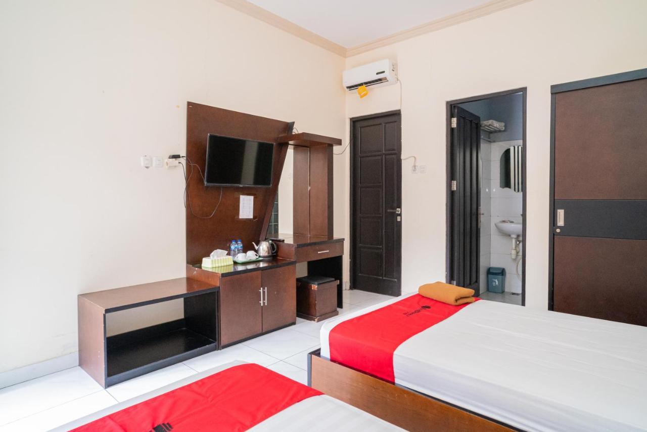 Reddoorz @ Wisma Pangrango Palangka Raya Exterior foto