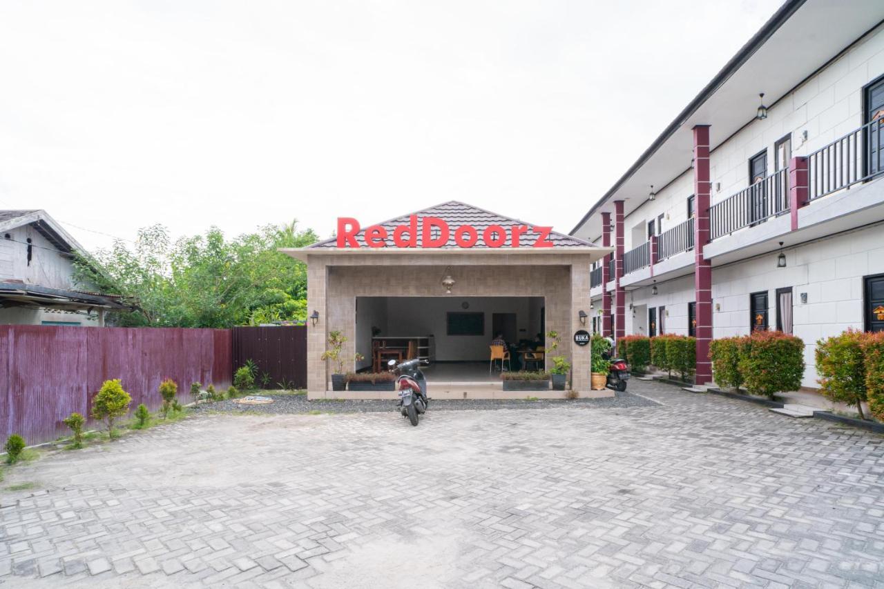 Reddoorz @ Wisma Pangrango Palangka Raya Exterior foto
